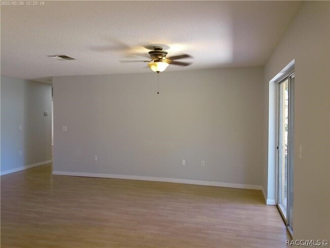 Building Photo - 5921 W Woodhill Ct