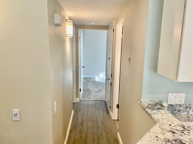 Building Photo - 45275 Sunset Ln