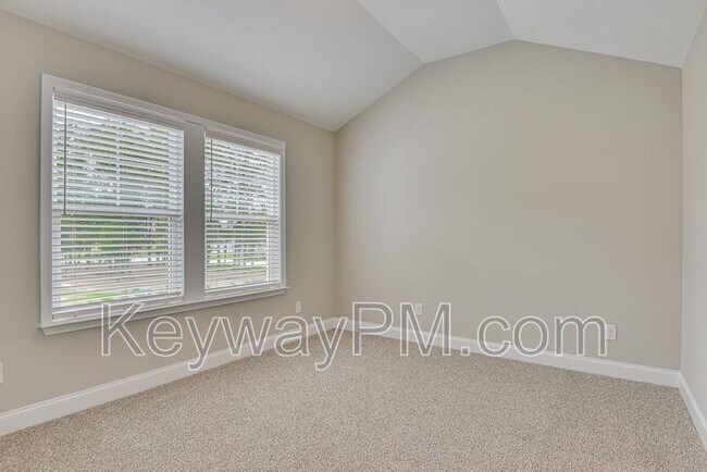 Building Photo - 8047 Kinsale Ave SE