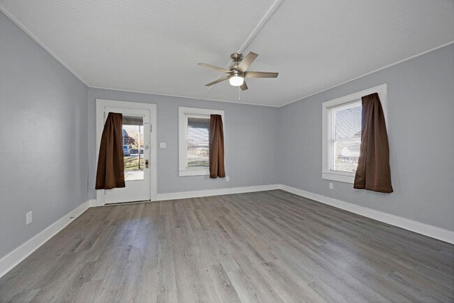 Building Photo - 104 Taylor Blvd