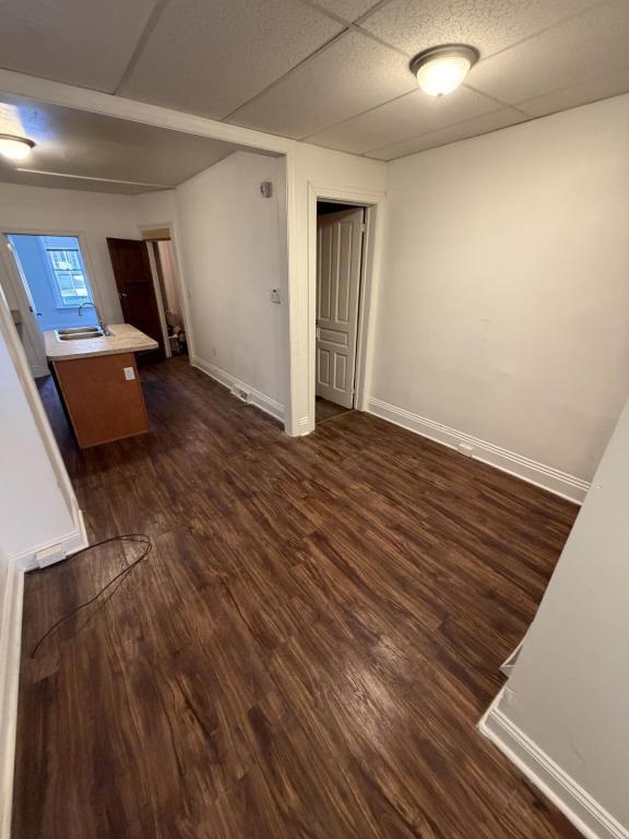 Building Photo - 302 W Cottage Pl