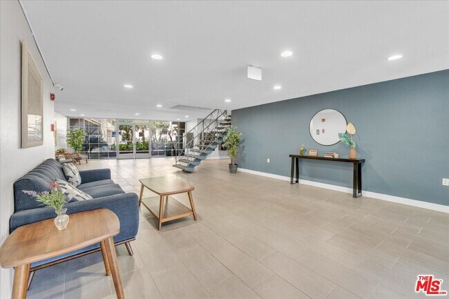 Building Photo - 4647 Willis Ave