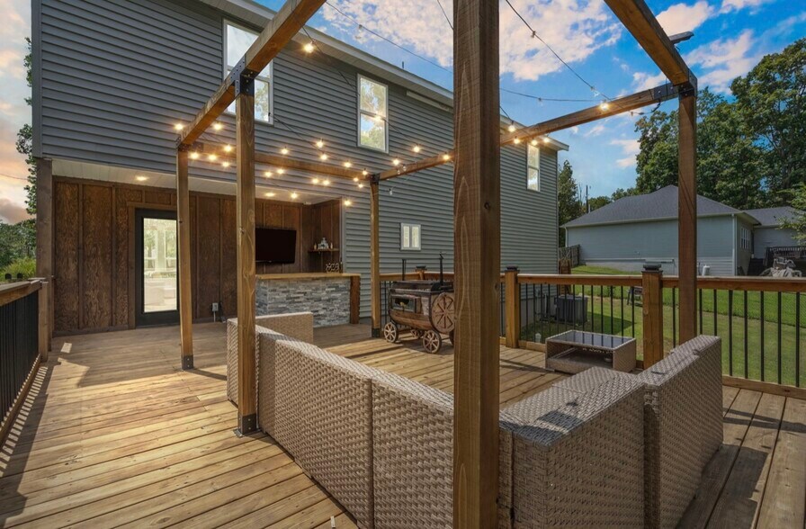 Building Photo - 17 Rettendon Ln