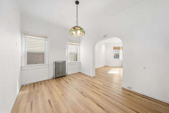 Building Photo - 124 73rd St