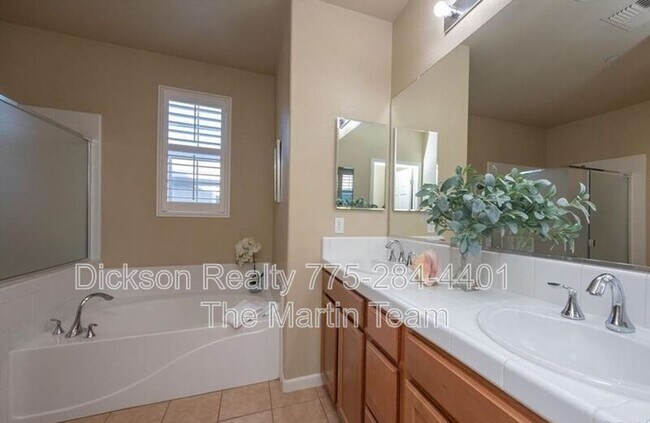 Building Photo - 1828 Wind Ranch Rd