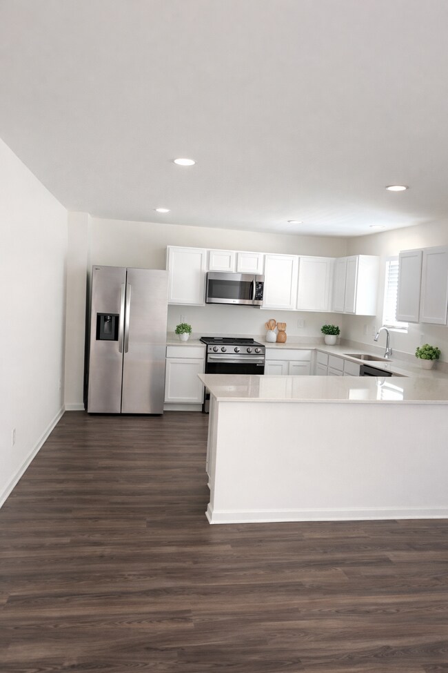 Building Photo - 516 Liberty Hall Dr