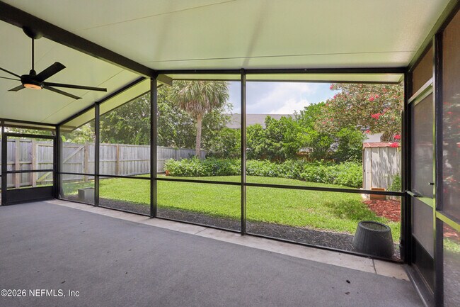 Building Photo - 204 Crosstern Ct