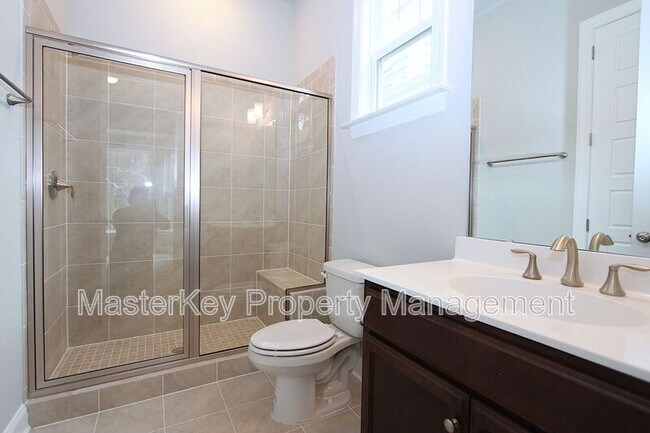 Building Photo - 170 Cotten Dr