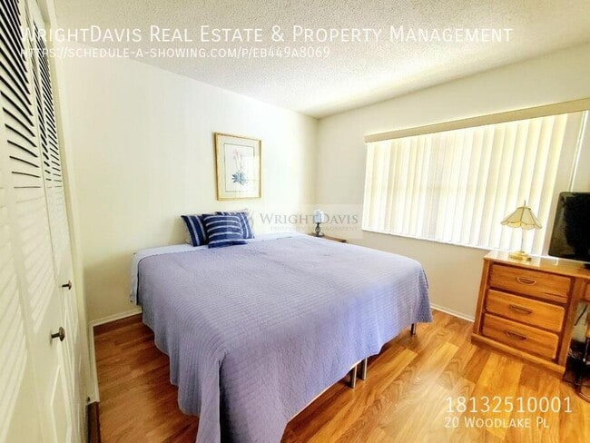 Building Photo - 20 Woodlake Pl