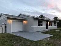 Building Photo - 13304 62nd Ct N