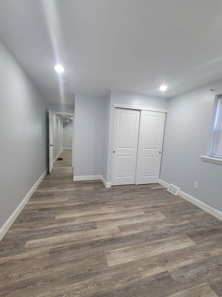bedroom 2 - 3219 Hamilton St