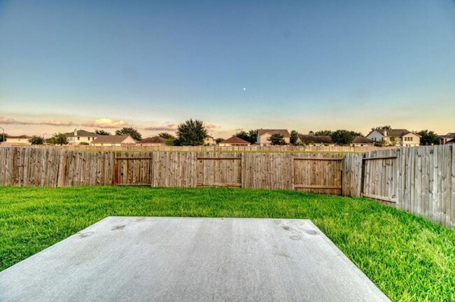 Building Photo - "Charming 4-Bedroom Home in Rosenberg, TX ...