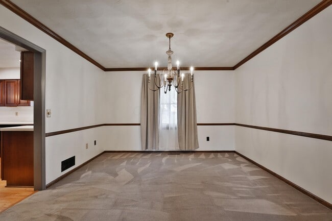 Building Photo - 453 Buckhorn Ct