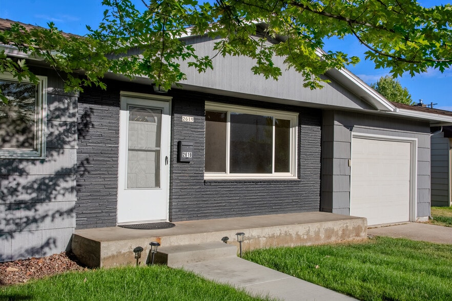 Building Photo - 2619 N 6th St