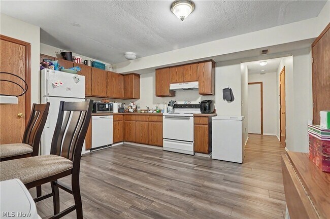 Building Photo - 1565 Whitehall Blvd
