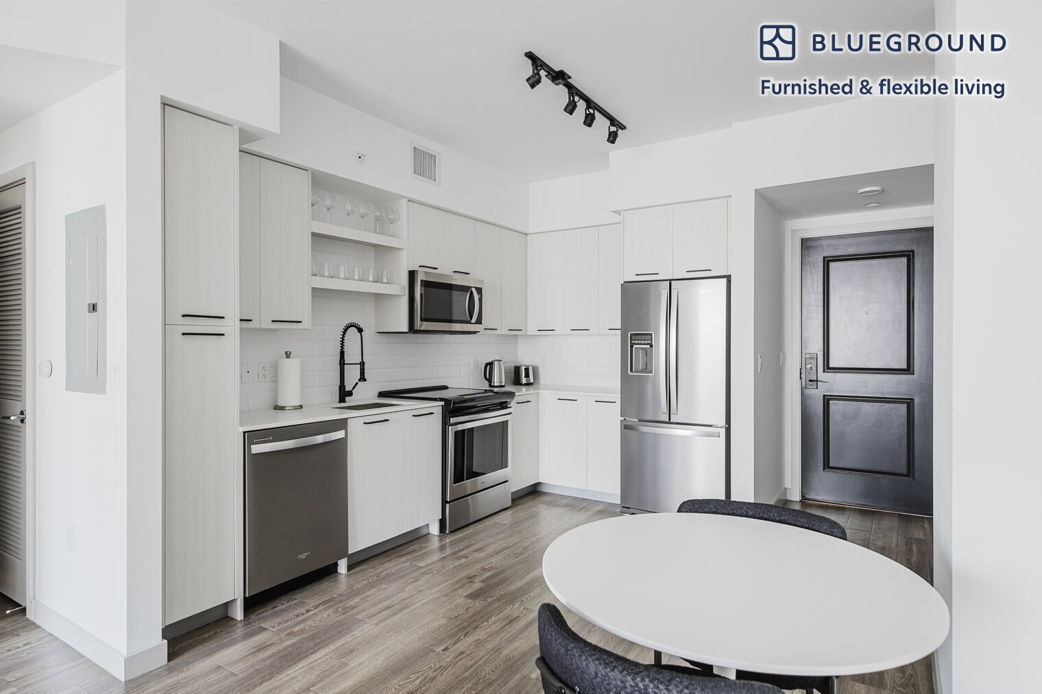 Building Photo - 221 SW 12th St