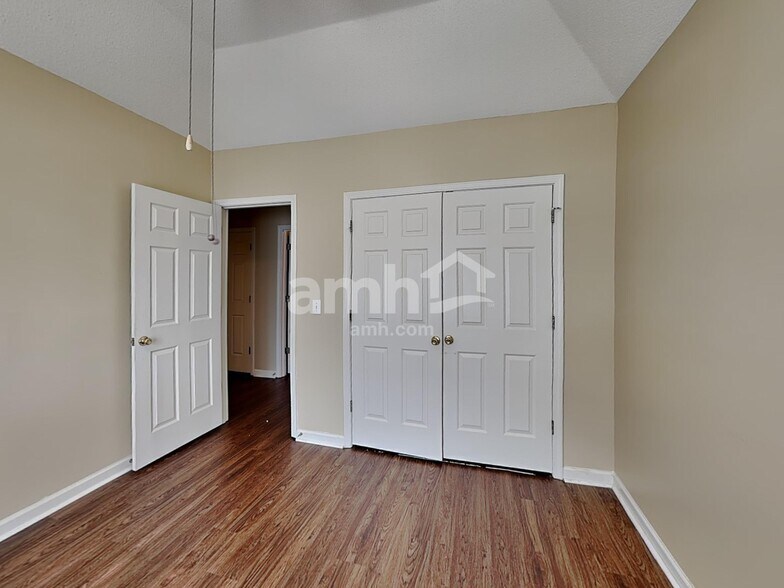 Building Photo - 380 Cascade Rise Ct SW