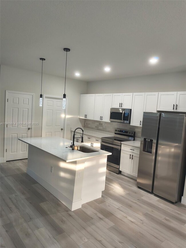 Building Photo - 16745 SW 29th Terrace Rd