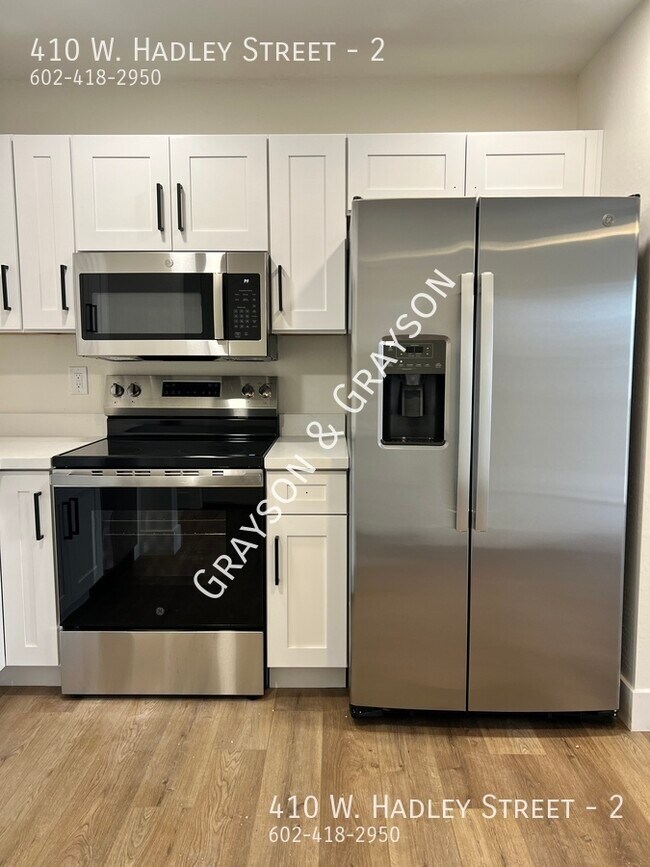 Building Photo - 410 W Hadley St