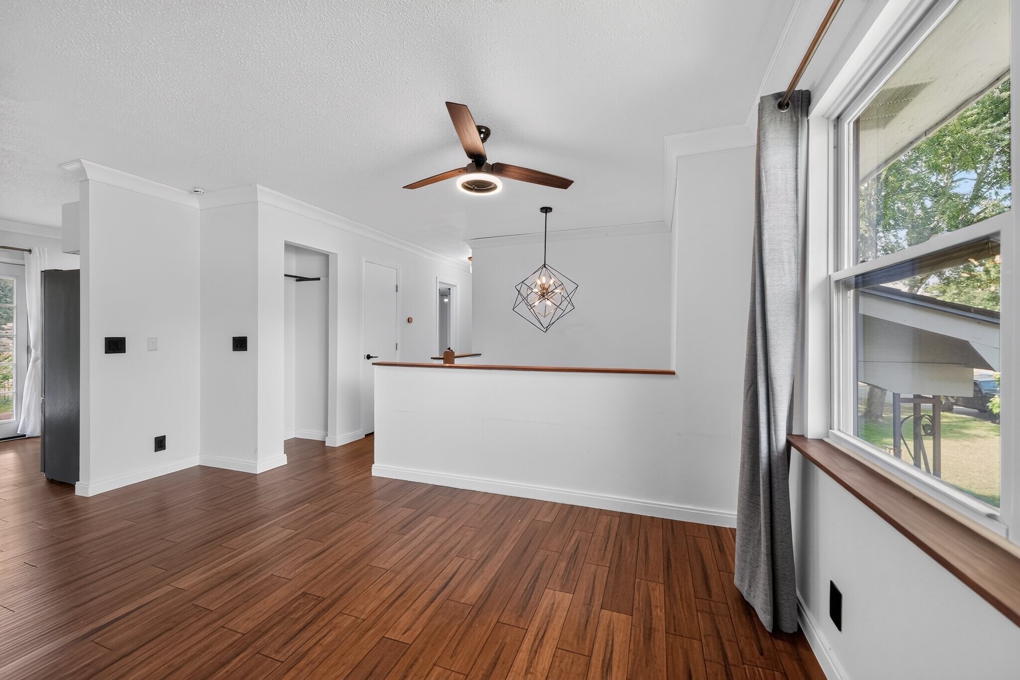 Building Photo - 3906 Pickett Dr SW