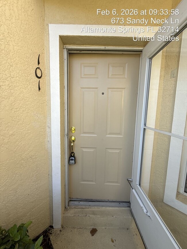 Building Photo - Move-In Ready 3-Bedroom 2 bath Condo in Prime Altamonte Springs - KEY WEST CONDOMINIUMS — Apply T...