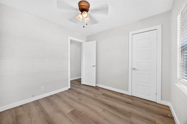 Building Photo - 1202 Dogwood Dr