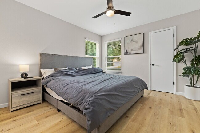 Building Photo - 5522 Allbrook