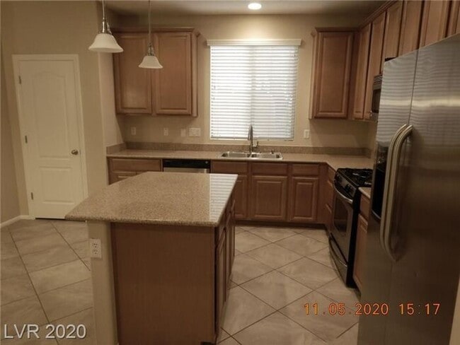 Building Photo - COMING SOON -- Ready by mid April