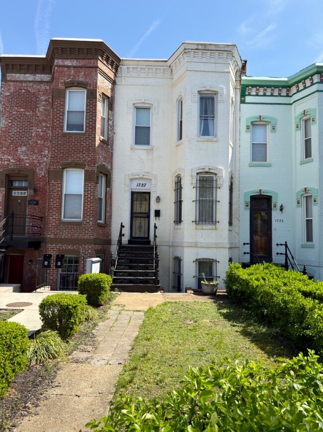 Building Photo - 1727 New Jersey Ave NW