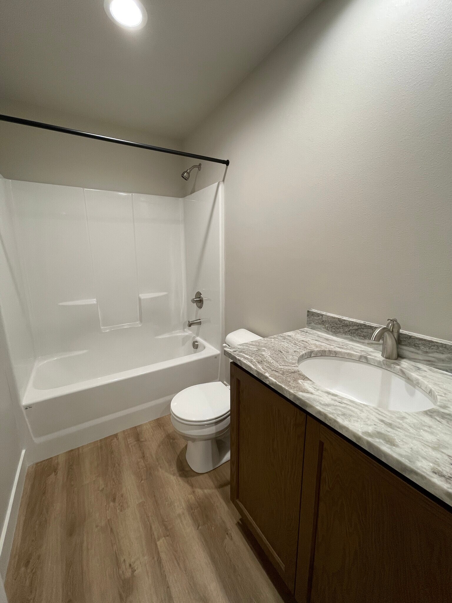 Building Photo - 412 W 1st St