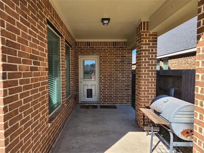 Building Photo - 119 Covington Ct