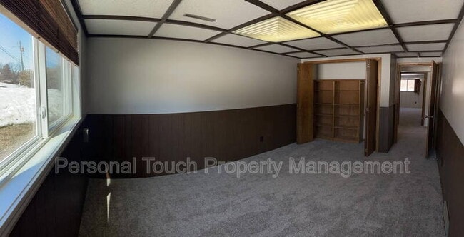Building Photo - 801 Oak St