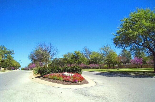 Building Photo - 2406 Beeleigh Ct