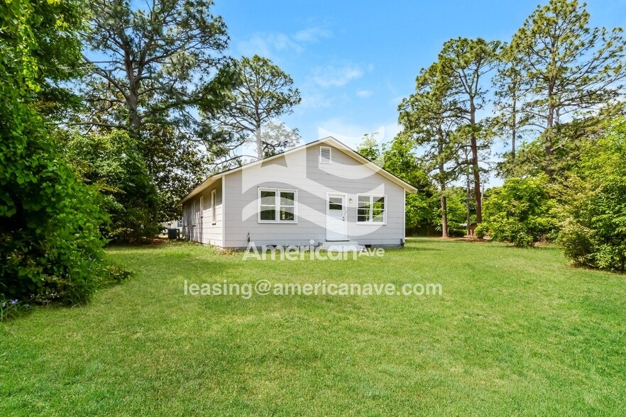 Building Photo - 4703 Jefferson St