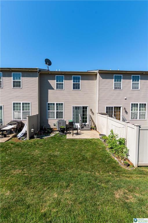 Building Photo - 2512 Gila Dr