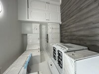 Building Photo - 262 Grand St
