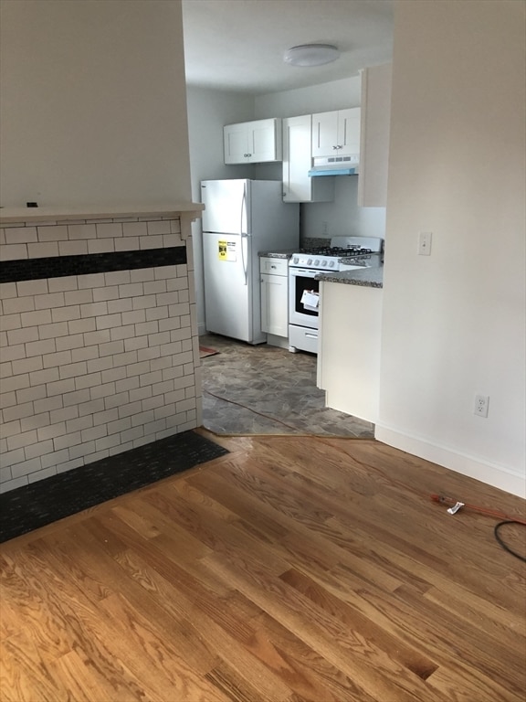 Building Photo - 344 North St