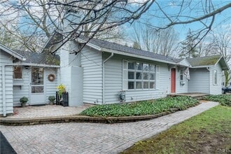 Building Photo - 3862 State St