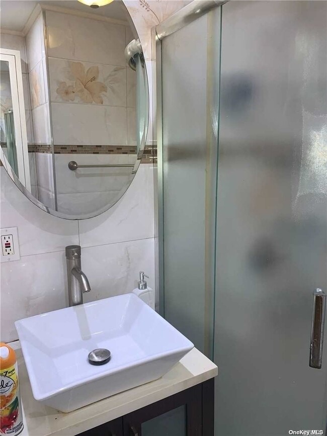 Building Photo - 101-68 130th St