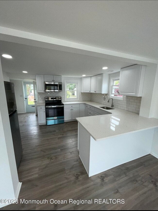 Building Photo - 8a Washington Ave