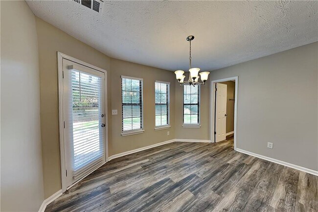 Building Photo - 2888 Cardinal Trce