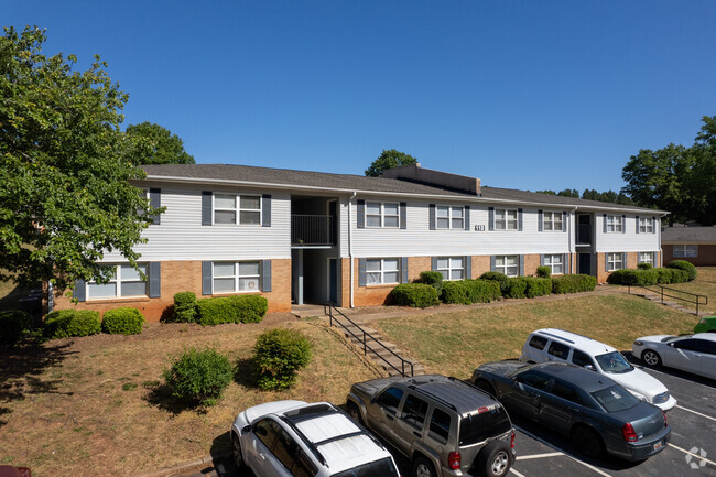 Building Photo - Belton Woods