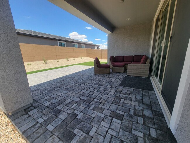 Building Photo - 18434 E Camila Dr