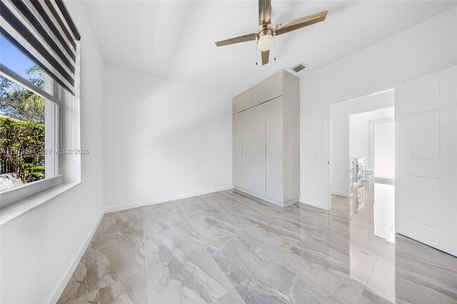 Building Photo - 13264 Lakeside Terrace