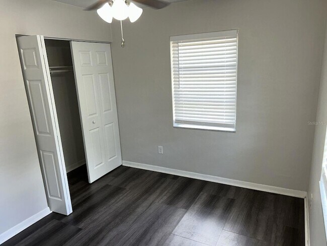 Building Photo - 1241 Pilgrim Rd