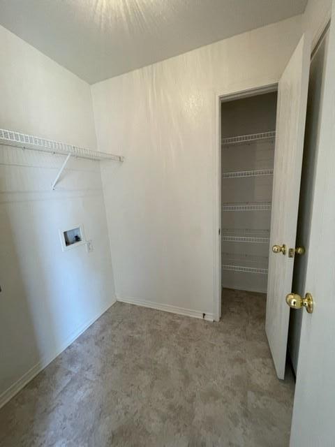 Building Photo - 421 Poppy Ln