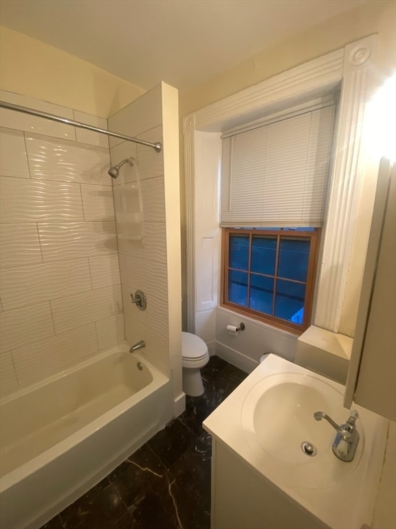 Building Photo - 67 Hancock St