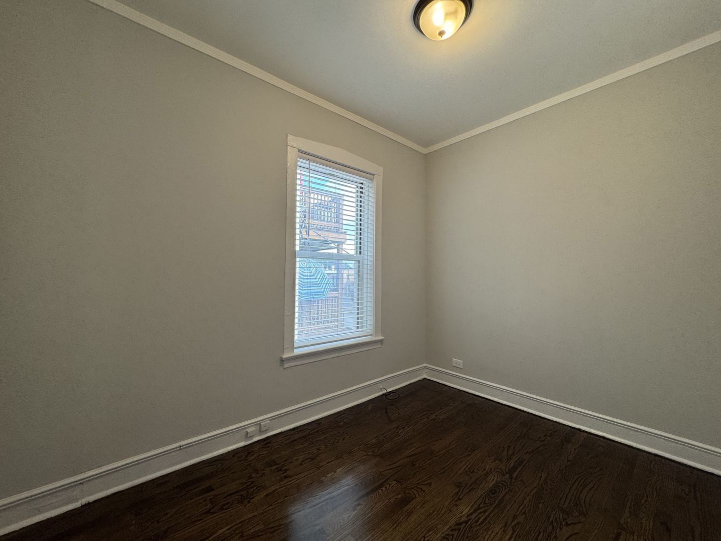 Building Photo - 1457 W Summerdale Ave