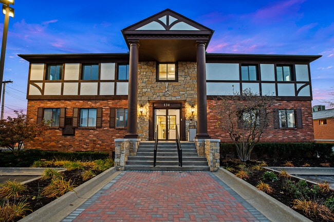 Rochester River Square Apartments in the heart of Downtown Rochester. - River Square Apartments