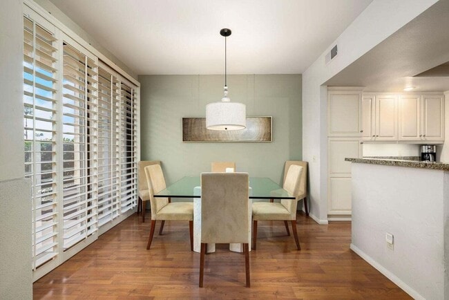 Building Photo - 55438 Firestone